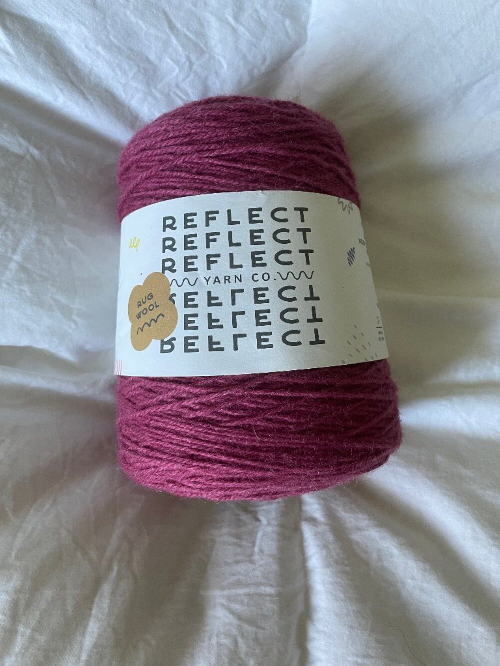 Tuft The World Reflect Wool Cone Yarn